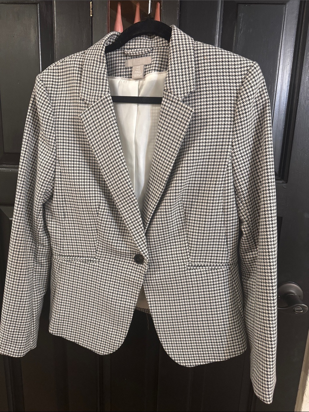 H&M Black and White Houndstooth Blazer